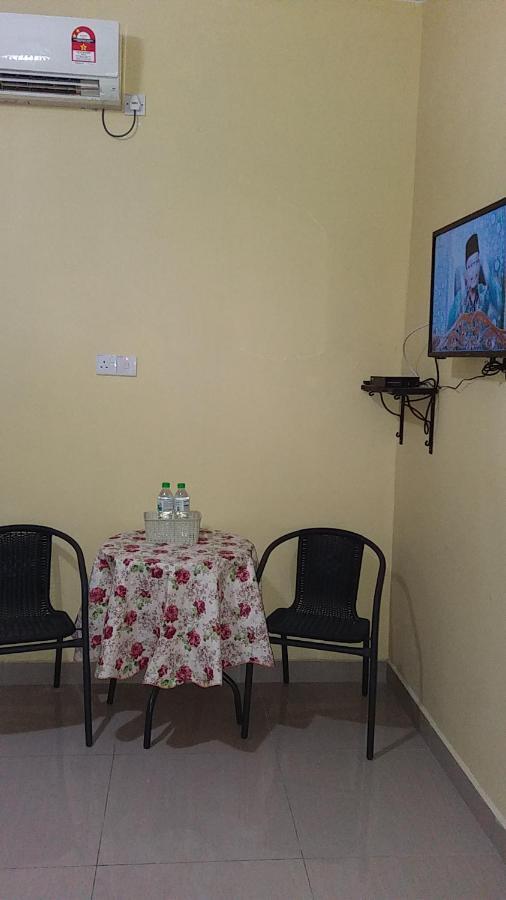 Dhia Irdina Homestay Paya Rewak Exteriör bild